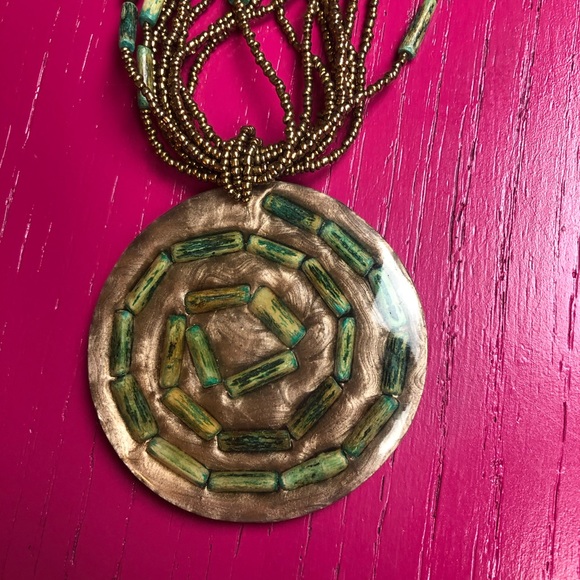 ✨NWT Amiani Necklace and Earring Set✨ - Picture 2 of 5